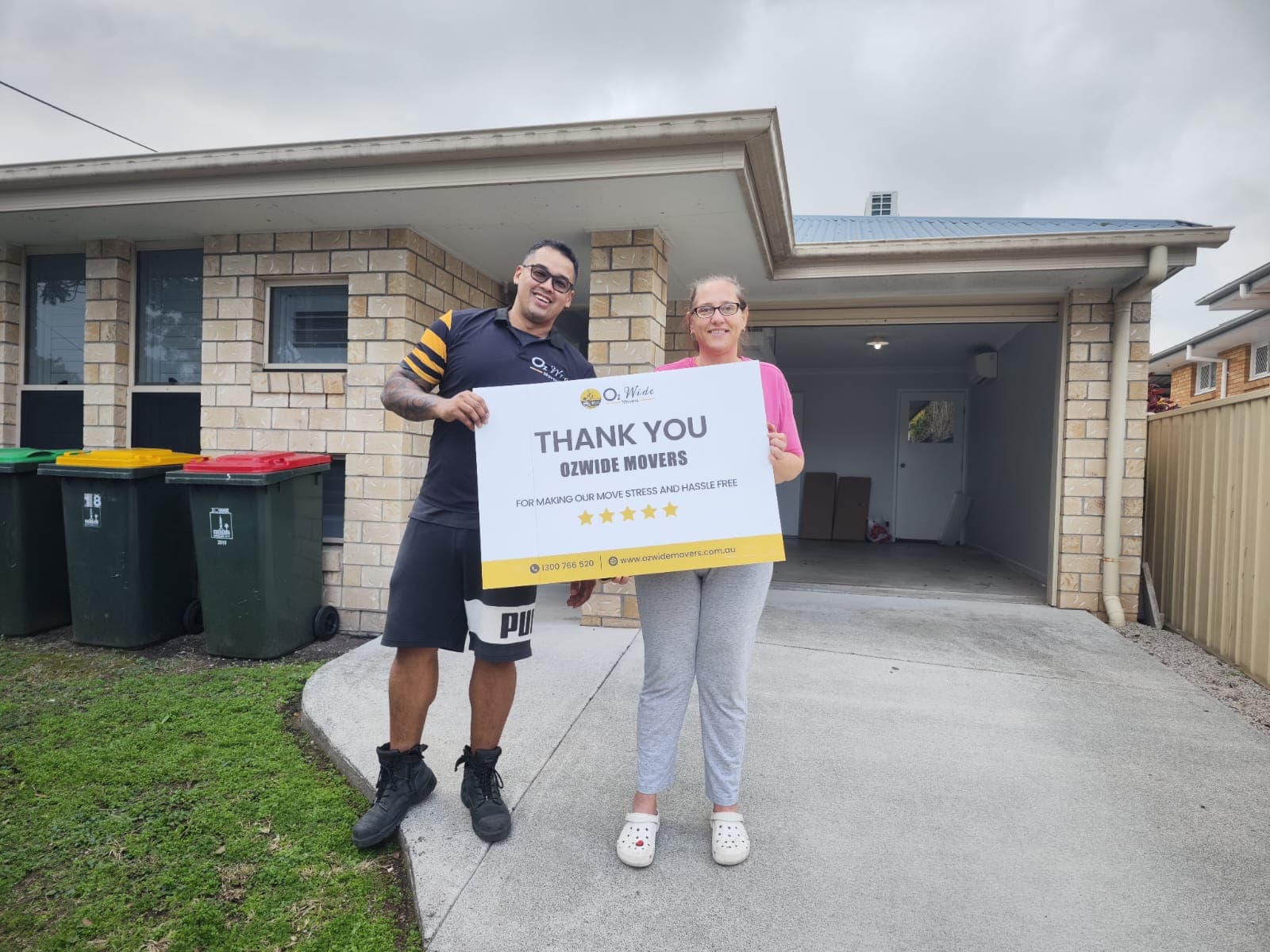 Happy reviewers with removalists